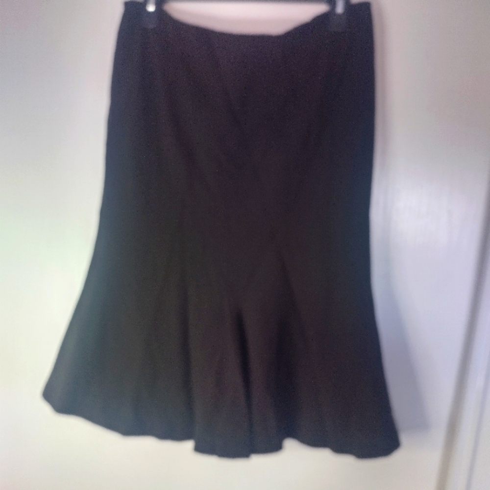 Jones New York 100% Virgin Wool Skirt Size 10 Dark Brown